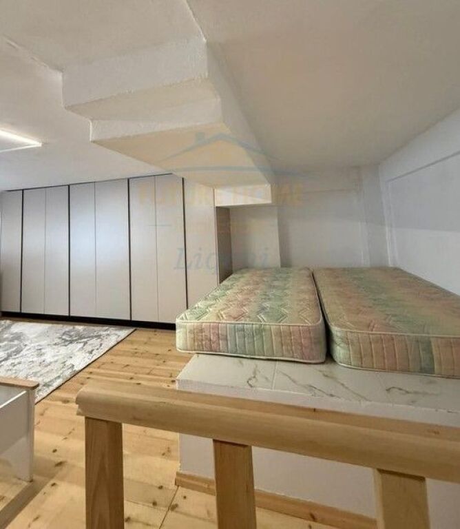 Rent, Duplex 1+1, Dibrës Street, Tirana