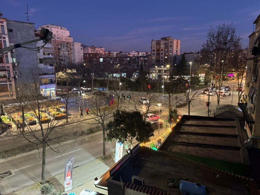 🏠 Jepet me Qera Apartament 2+1 ne Brryl