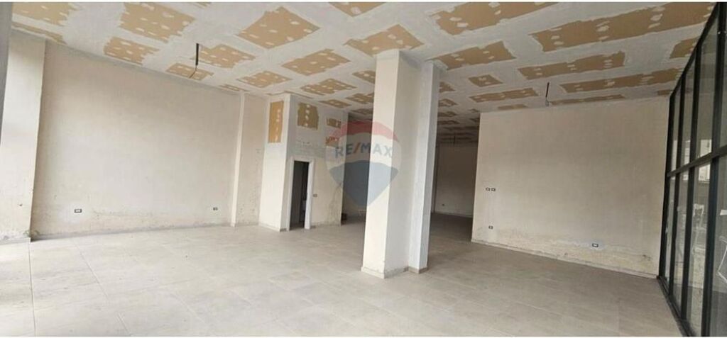 Dyqan - Për Shitje - Rruga Ndre Mjeda, Tiranë(ID: 530551001-356)