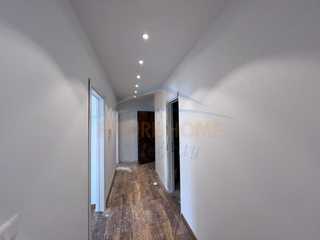 For sale, Apartment 2+1, Porcelan, Tirana. AL64638