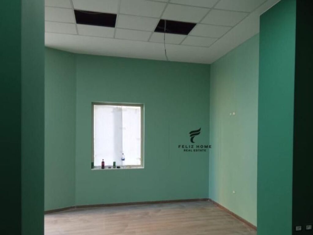 DYQAN ME QERA 50 M2 RRUGA NDRE MJEDA 750 EURO FH-57677