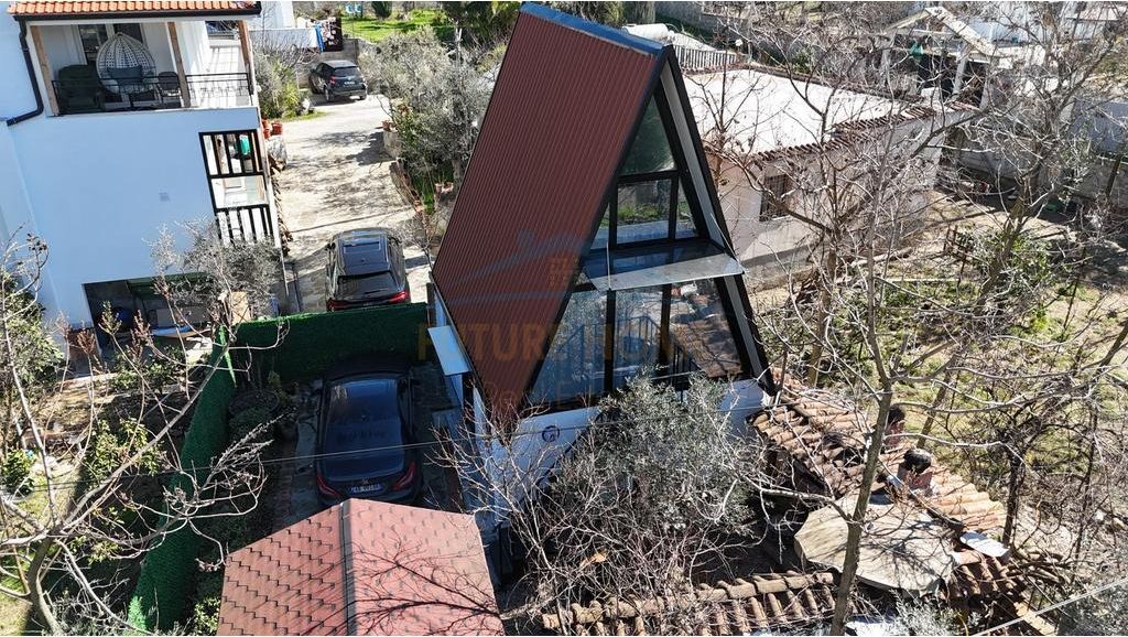 Rent, Private House  + 2 Parking Spaces, Babrru