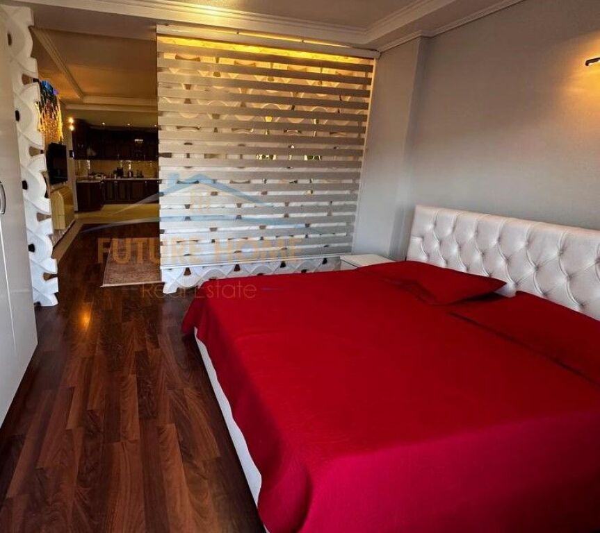 Shitet, Apartament 2+1,Liqeni,Tiranë