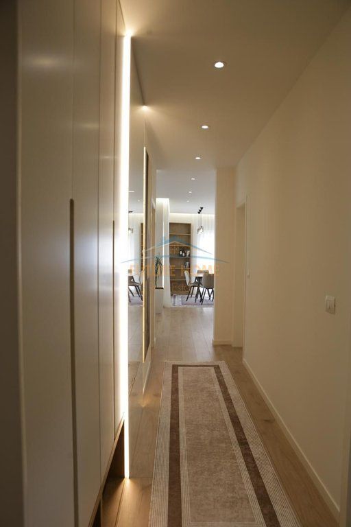 Qera, Apartament 2+1+2, Zogu Zi, Tiranë.