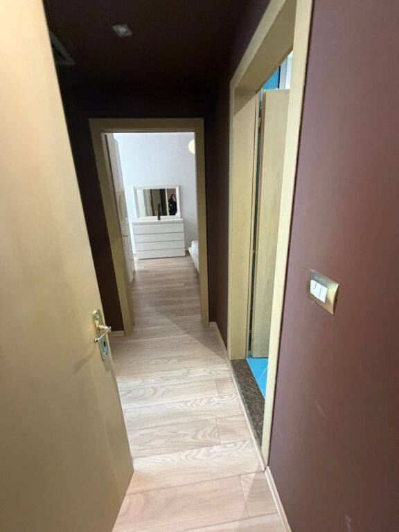 Jepet Apartament me qera