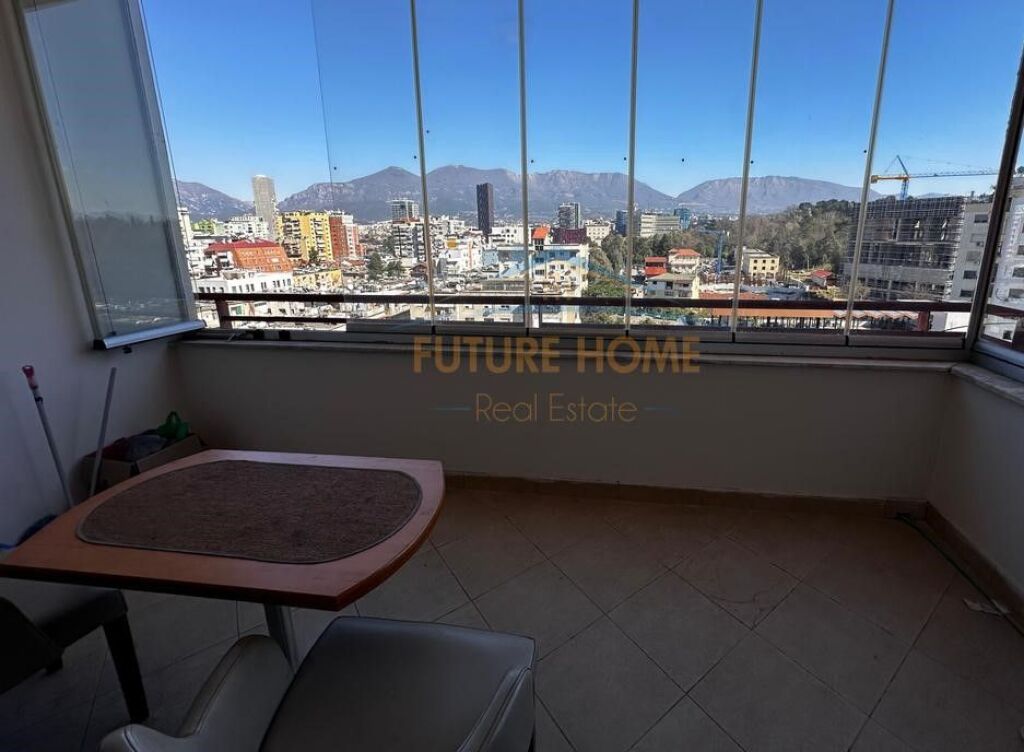 Shitet, Apartament 2+1,Liqeni,Tiranë