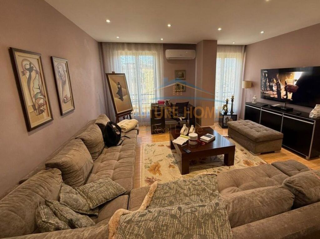 IN VENDITA APPARTAMENTO 2+1 ZOGU I ZI