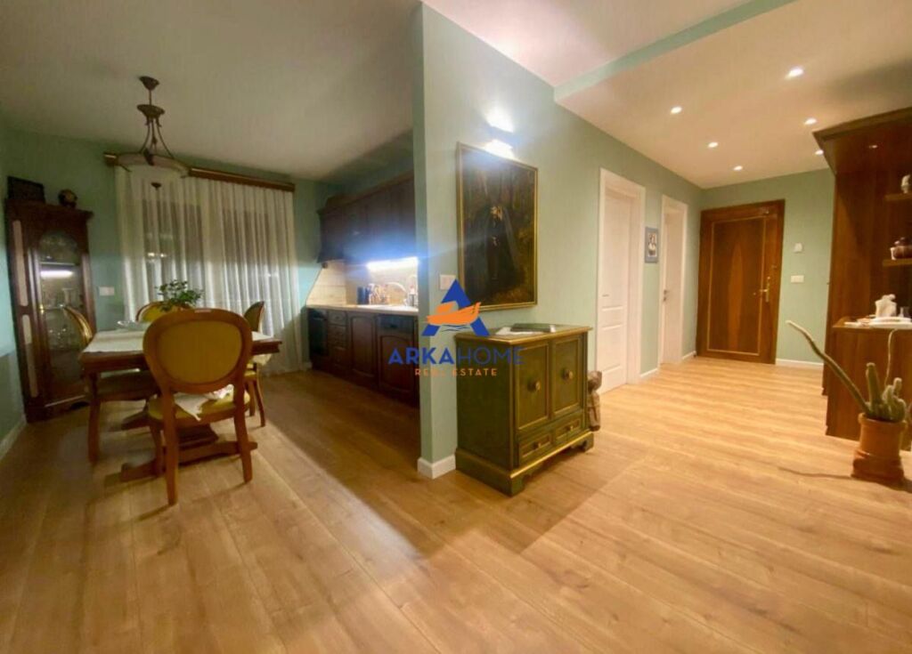 APARTMENT FOR RENT 2+1+BALCONY "LOCATION NAIM FRASHESI STREET, NEAR THE CENTER" 800 EURO