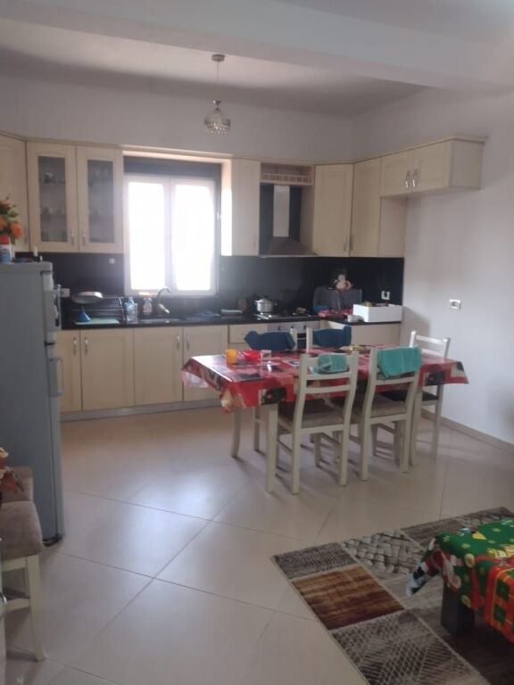 HOUSE FOR SALE 1 FLOOR IN THE KAMZA AREA