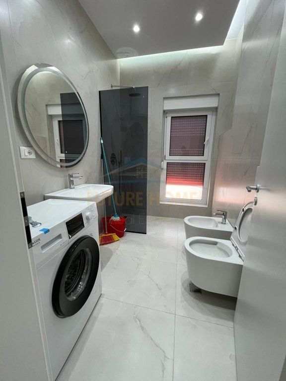 Rent, Apartment 2+1+Parking Space, Kadiu Complex, Tirana