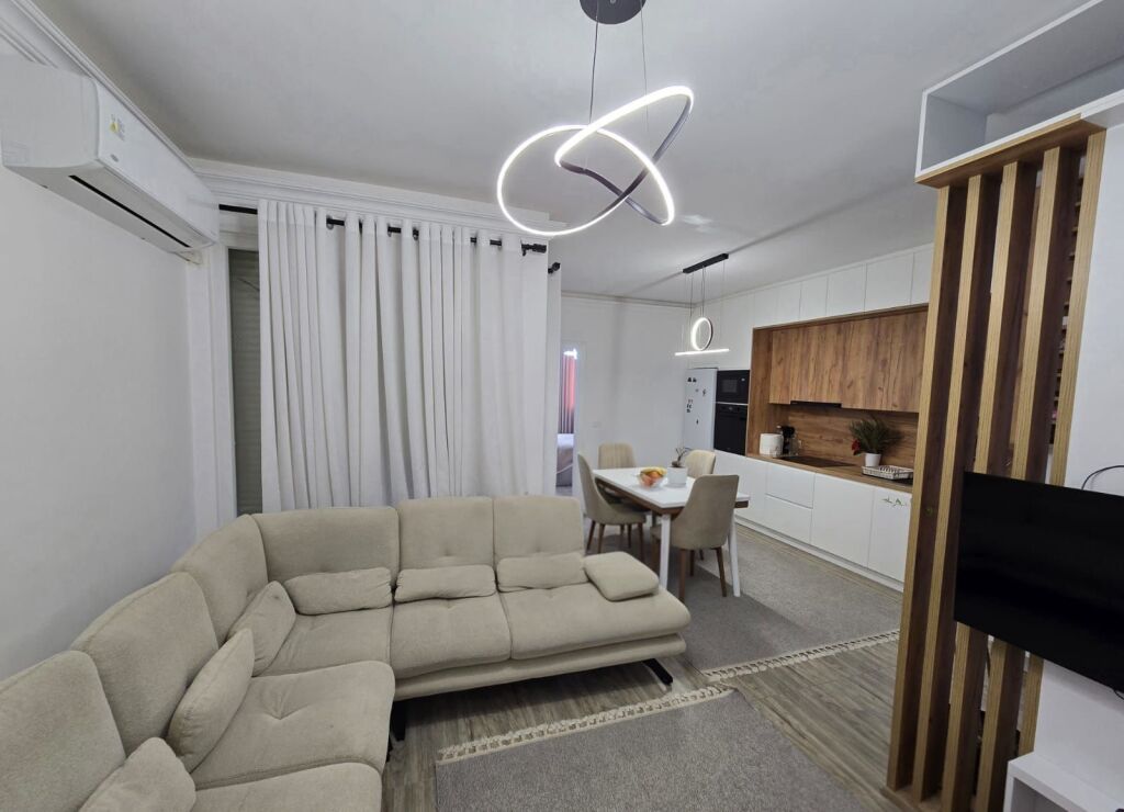 Shitet Apartament 1+1 , Tirana Golden Park 3