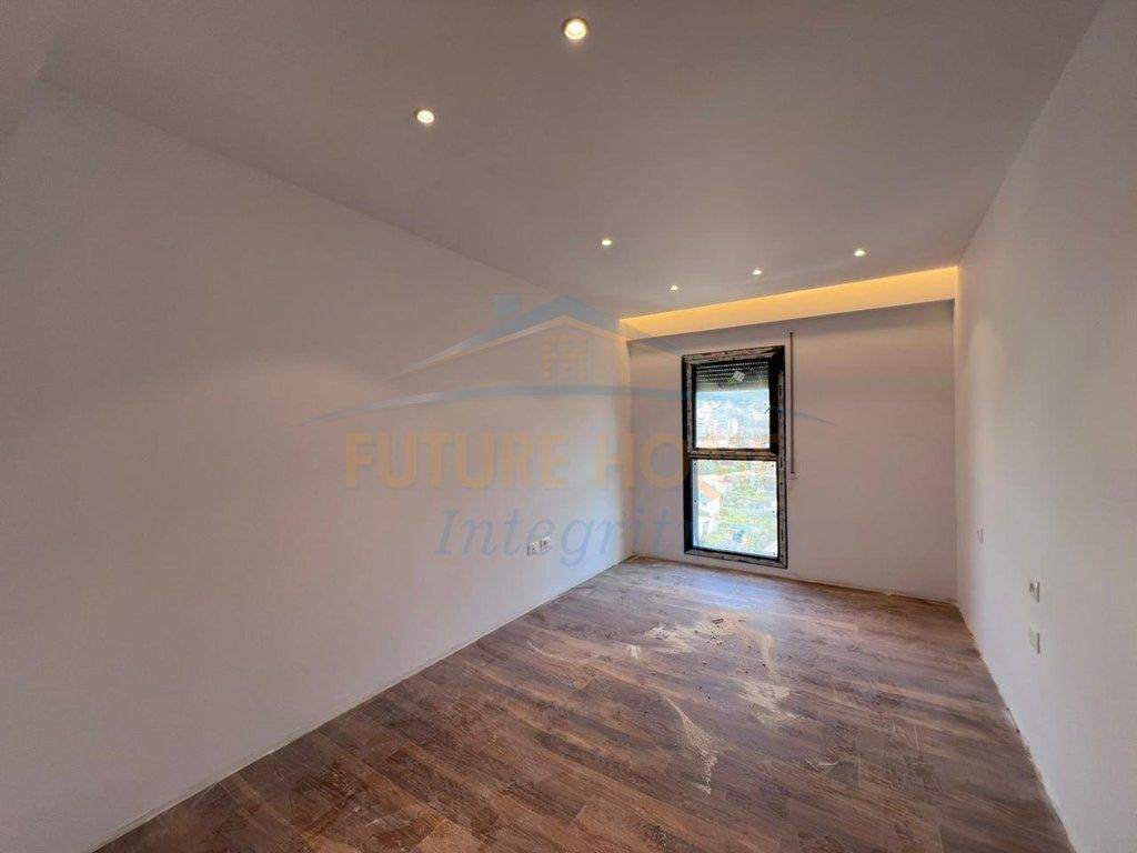 For sale, Apartment 2+1, Porcelan, Tirana. AL64638
