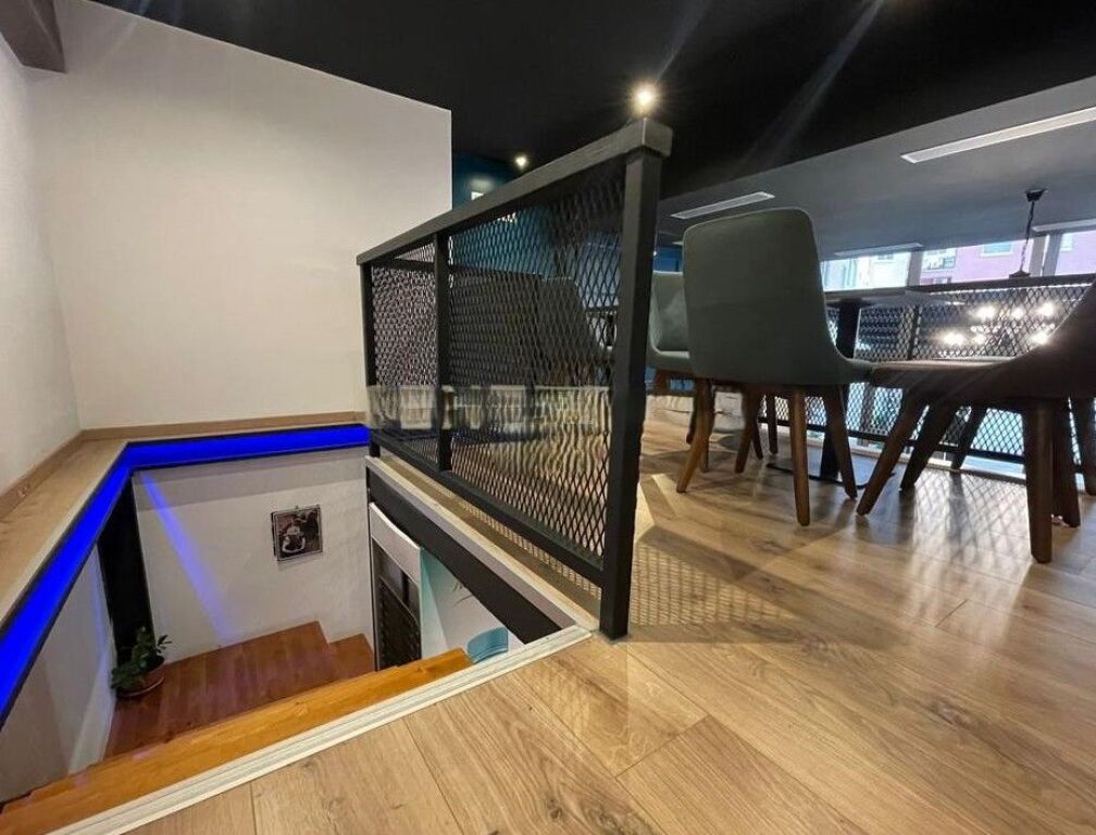 Commercial space for sale – Bar (Duplex) in Xhamllik