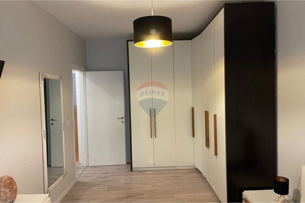 L'appartamento si trova presso il Lago Secco, vicino al Capitano Mir Zoti.