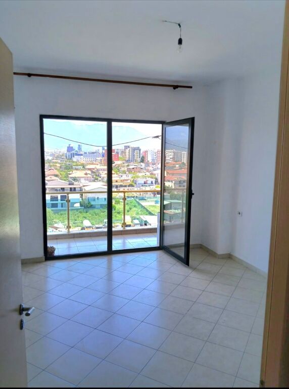 Apartament ne shitje pallatet Cabej