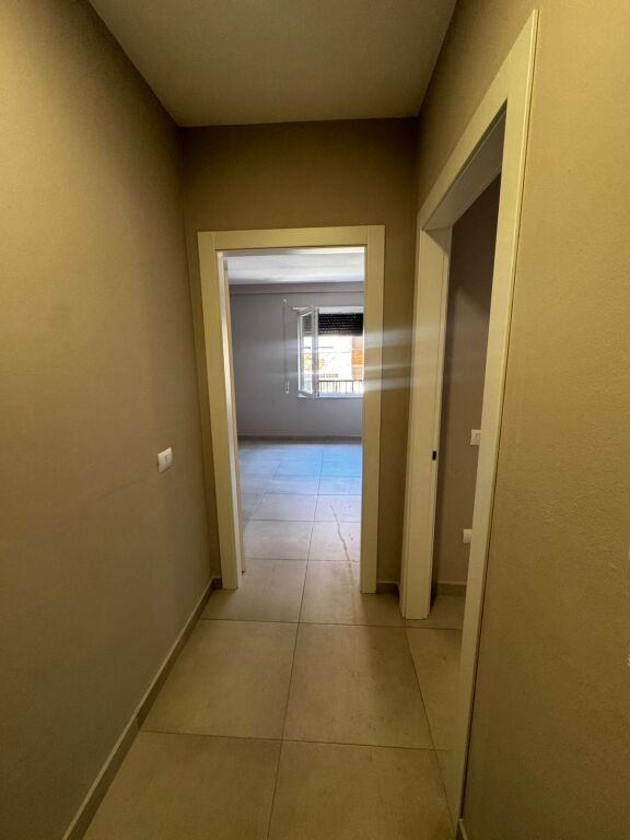 Locale Commerciale in Affitto – Nuovo Mercato !