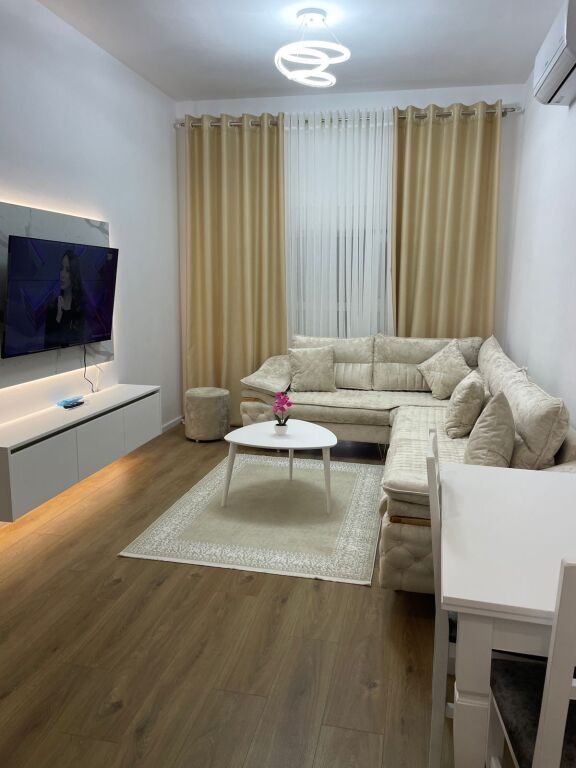 Apartament 1+1 me qira