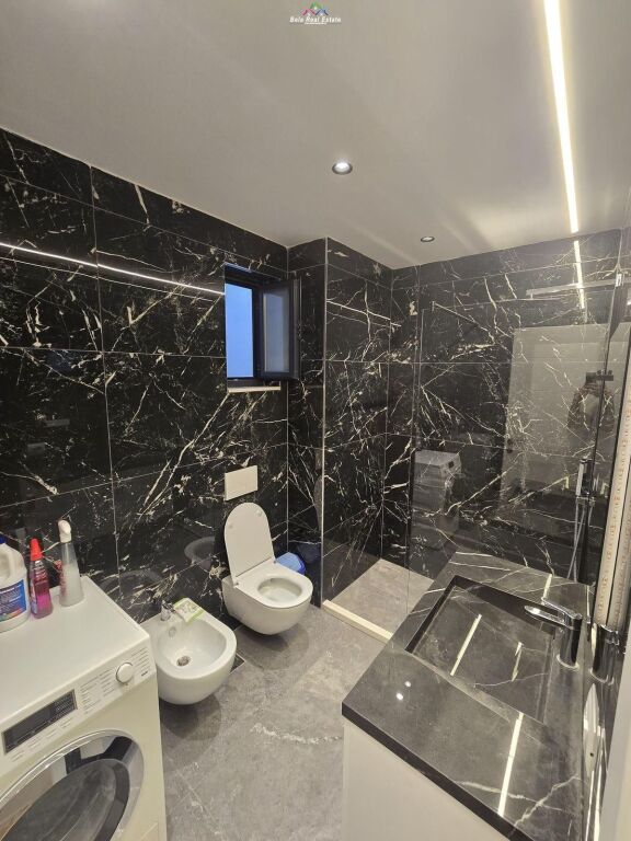 Appartamento In Vendita 2+1+2 a Porcelan (ID B120807) Tirana