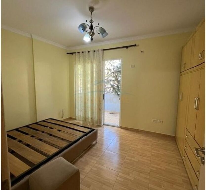 In vendita, Appartamento 2+1, Fresk, Tirana