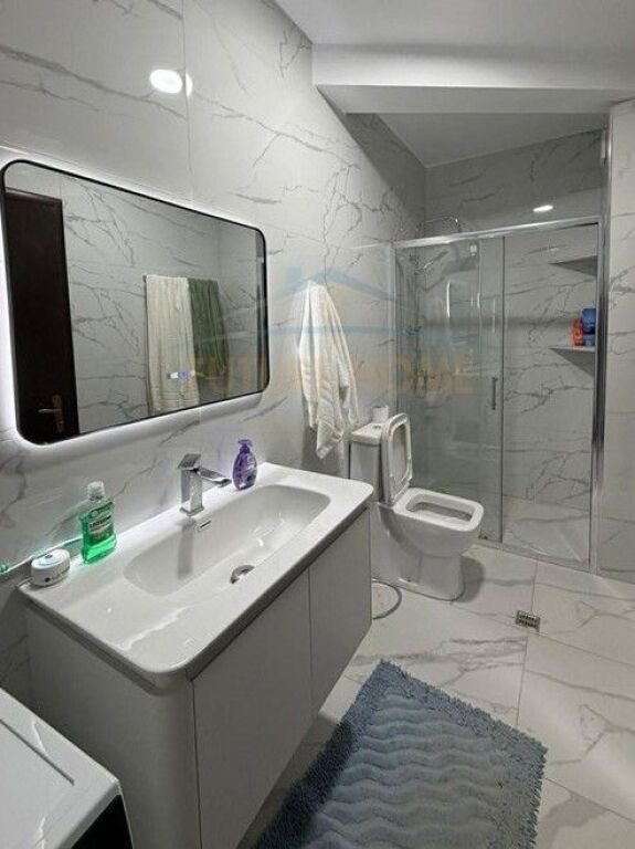 Qera, Apartament 2+1, Unaza e Re !!