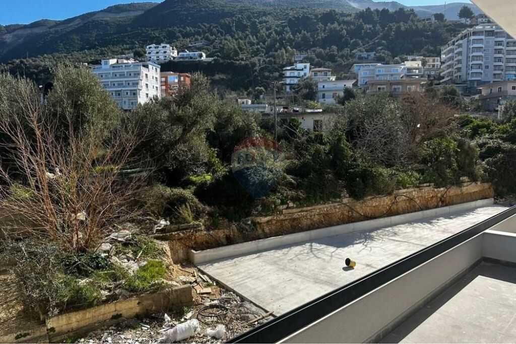 Appartamento 1+1 – In Vendita, Via Dhimitër Konomi, Vlora