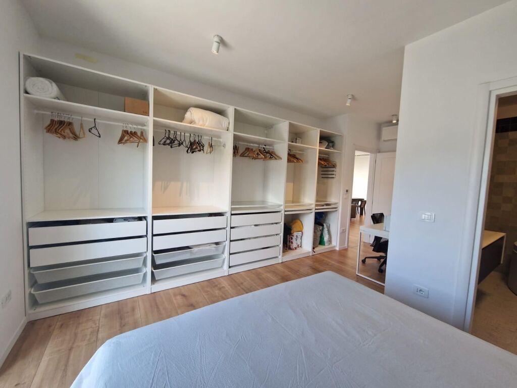 APARTAMENT 2+1 PER QERA TEK LIQENI THATE