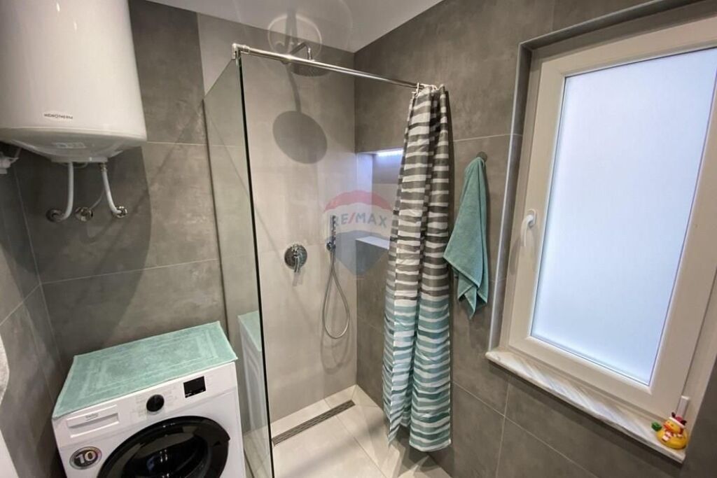 APARTAMENT 1+1 NE QENDER-PAZARI RI