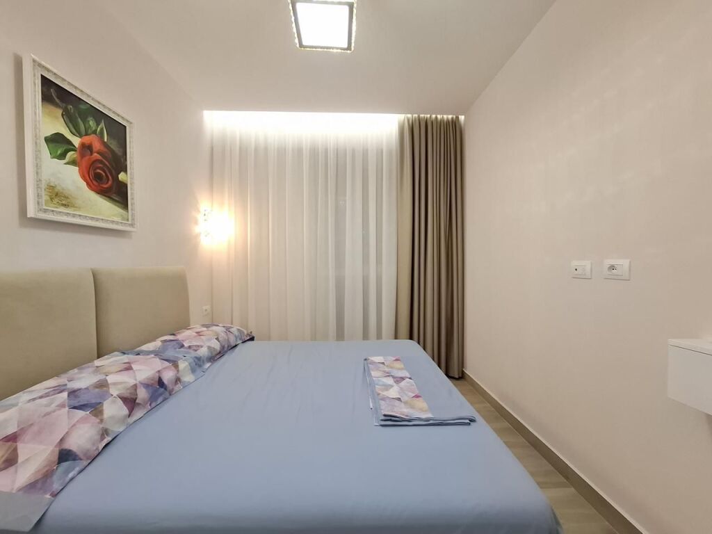 Me Qira : Ultra 1+1 ( 📍21 dhjetori - Mondial  ) Pallat 2026 - Hera e parë me qira 100% i ri🔥🔥  - 70.000 lekë ( interneti&amp; administrimi ) Në çmim