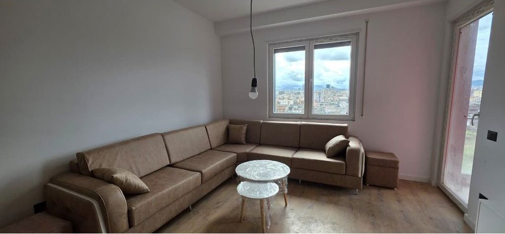 Paskuqan, Ofrojmë për qira Apartament 2+1+Post Parkimi!