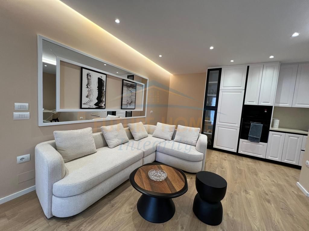 Apartment 2+1+2+parking space for sale Durres Street
