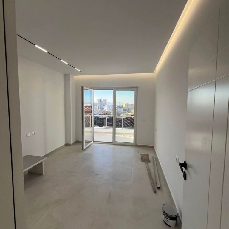 🏡 Vendesi Appartamento 2+1+2 Bagni – Fresk ✨