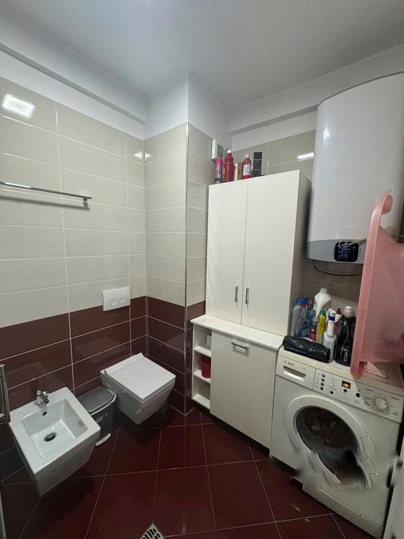 KOMUNA E PARISIT, SHITET APARTAMENT 1+1 215,000 €
