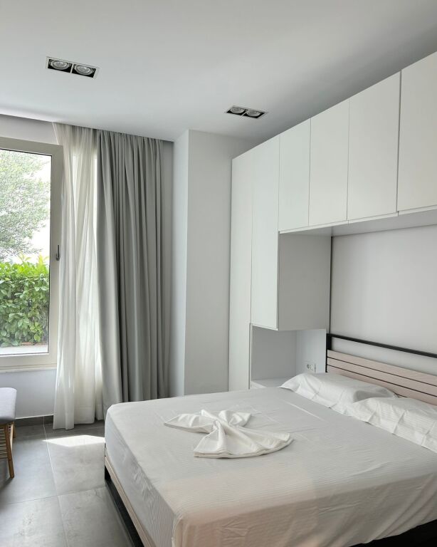 VENDESI IN VENDITA VILE BIG TWIN+GESTHOUSE A GREEN COAST 1 , PALASE