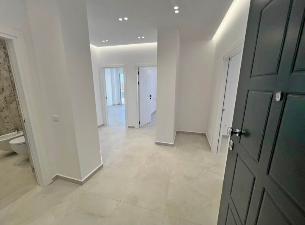 🏡 Appartamento 2+1+2 in Vendita – Fresk