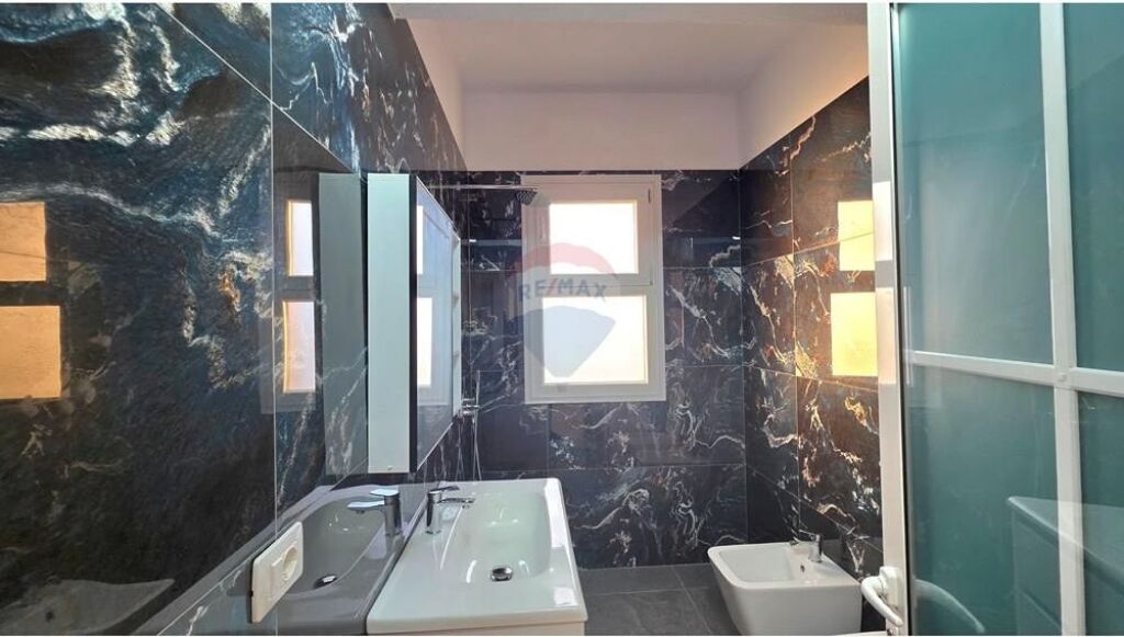 Apartament 1+1 ne shitje , rruga Dush Strati