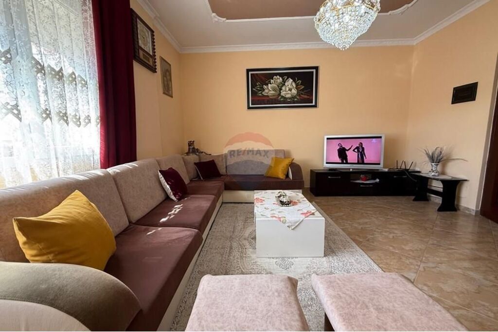 Appartamento - In Vendita - Via Jordan Misja, Tirana