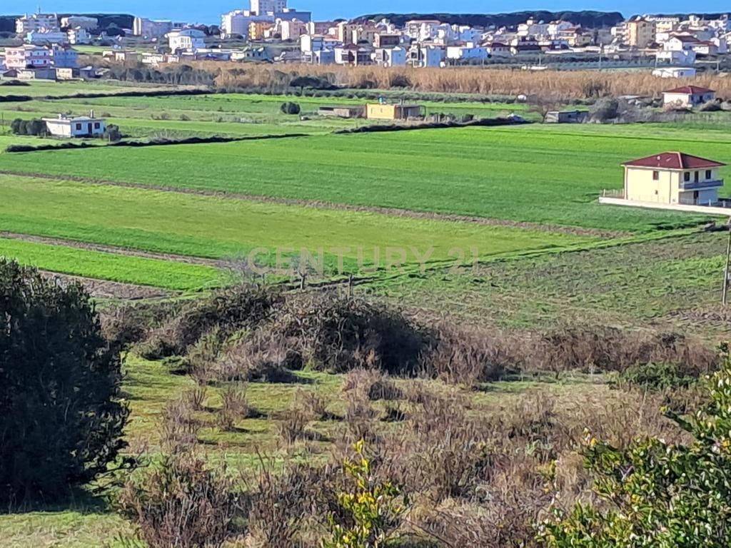 Land for Sale in Spille – 5,930 m² 180,000 €