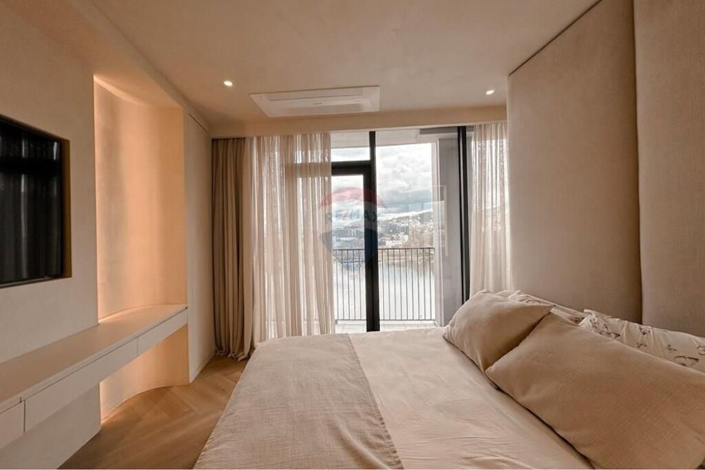 Appartamento di lusso in vendita con vista sul lago!