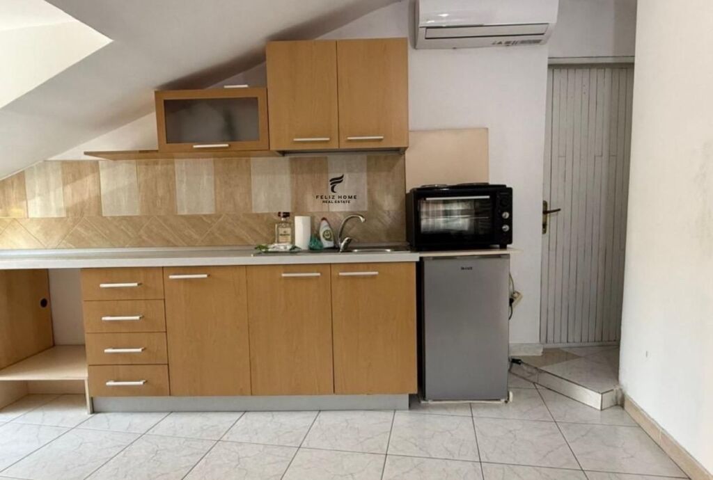 MONOLOCALE IN AFFITTO ARENA 39.000 LEKE FH-57814