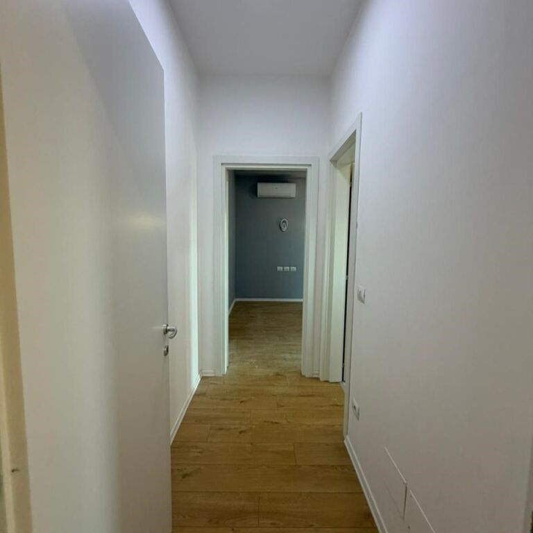 🏢 Locale Commerciale / Ufficio in Affitto – Garden Building ✨
