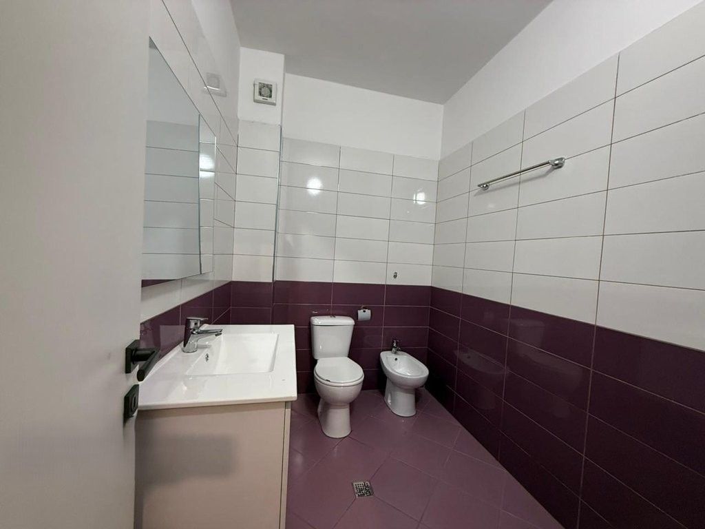 Apartament 2+1 Për Qira në Don Bosco, Tiranë 650 € /Muaj