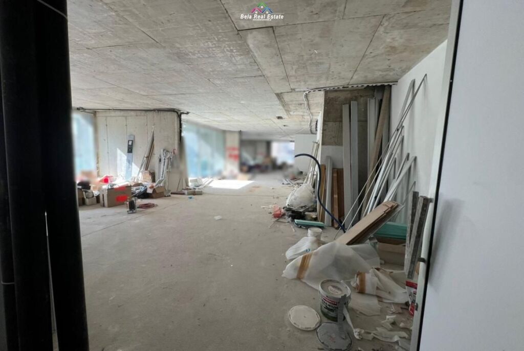 Ufficio in Affitto a Bllok (ID BZ2836) Tirana