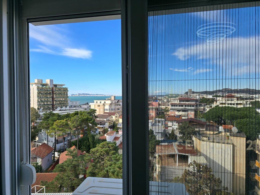 VENDESI APPARTAMENTO 2+1+2 CON VISTA MARE A GOLEM