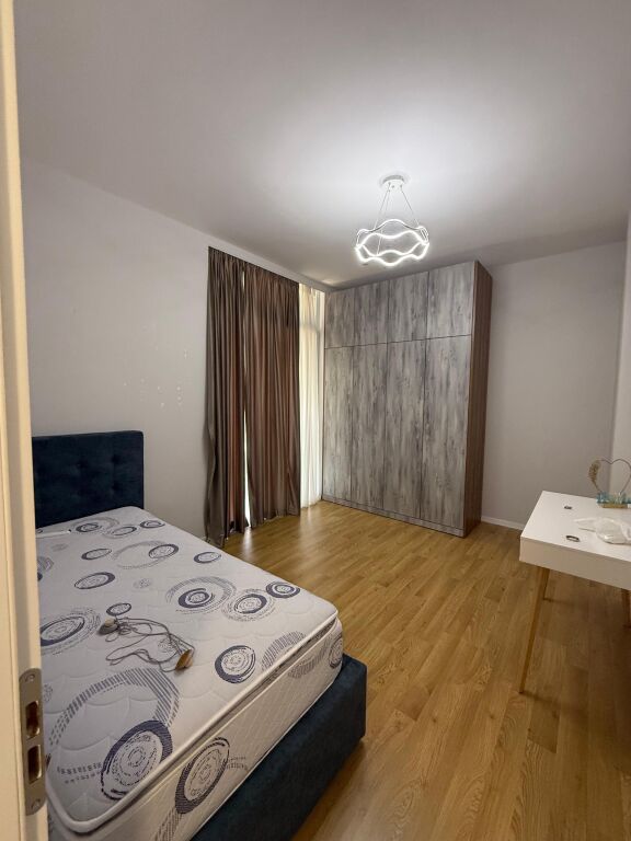 Apartament 2+1 per Qera tek Nesharaku