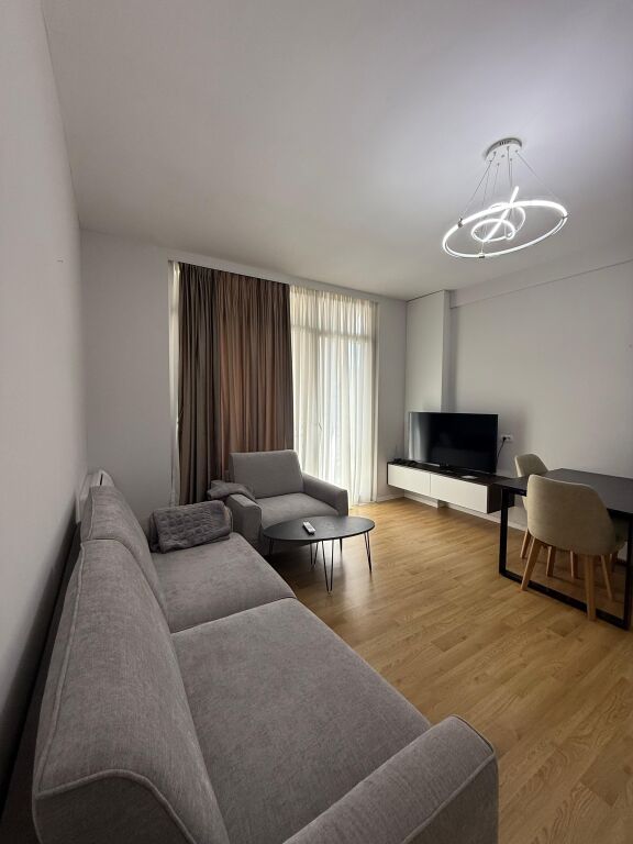 Apartament 2+1 per Qera tek Nesharaku