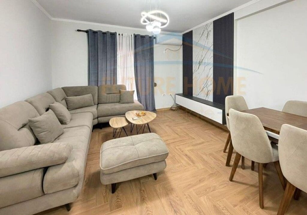Qera, Apartament 2+1, Unaza e Re !!