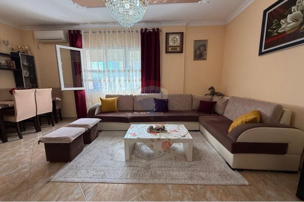 Appartamento - In Vendita - Via Jordan Misja, Tirana