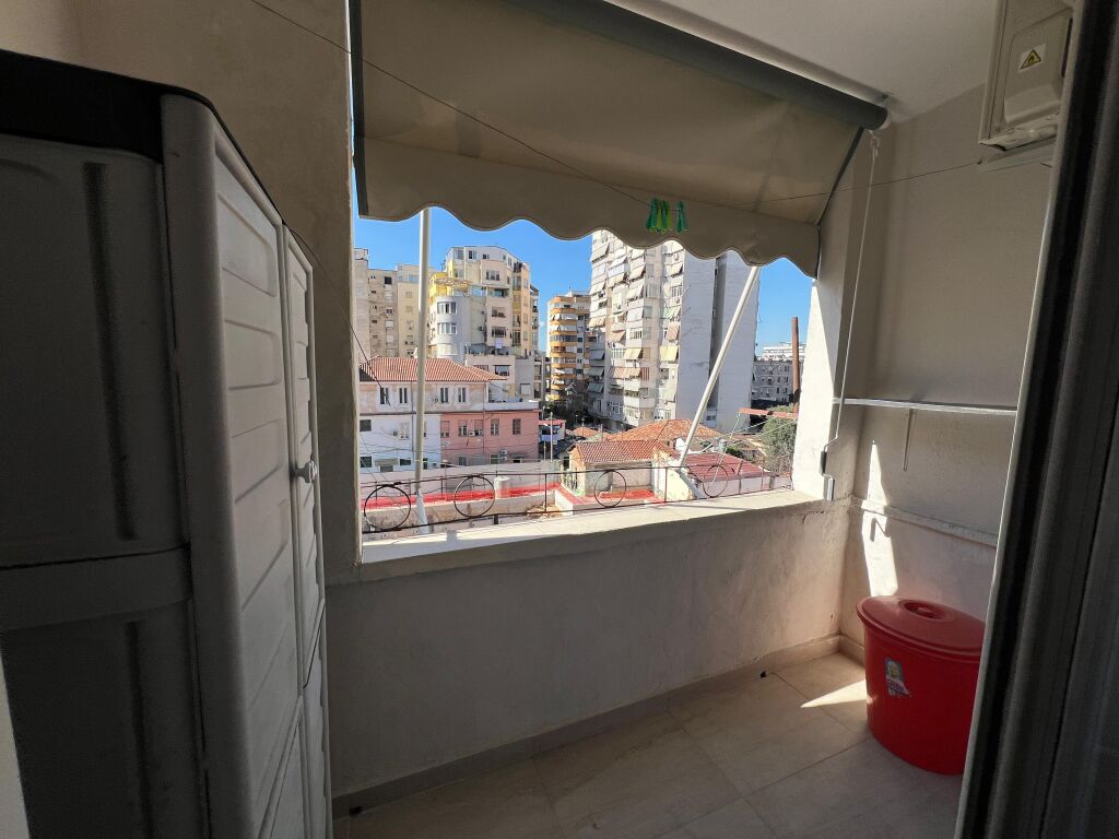 Appartamento 2+1 in affitto, Via “Fortuzi”, Tirana