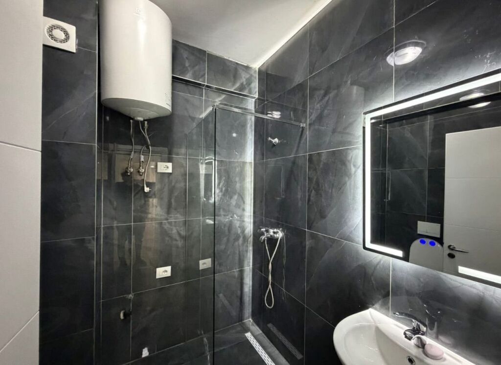 🏢 Apartment 1+1 for rent 📍 Location: Astir, near Villa L2💰 Price: 50,000 lek/month