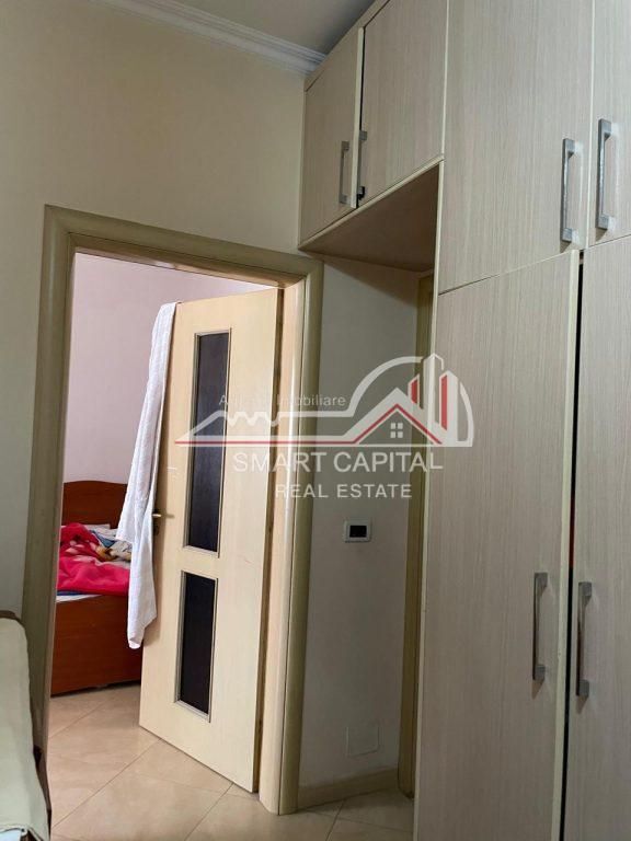 APPARTAMENTO 3 + 2 IN VENDITA A VLORE, VICINO ALLA SCUOLA INDUSTRIALE
